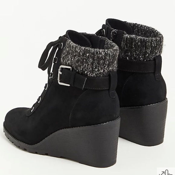 Torrid wide black wedge zip side bootie nwt - Picture 2 of 5